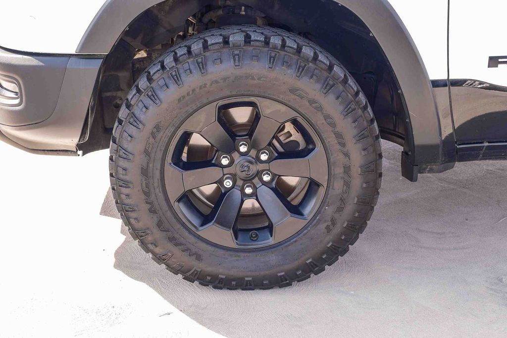 Thumbnail: 2024 RAM 1500 - 18