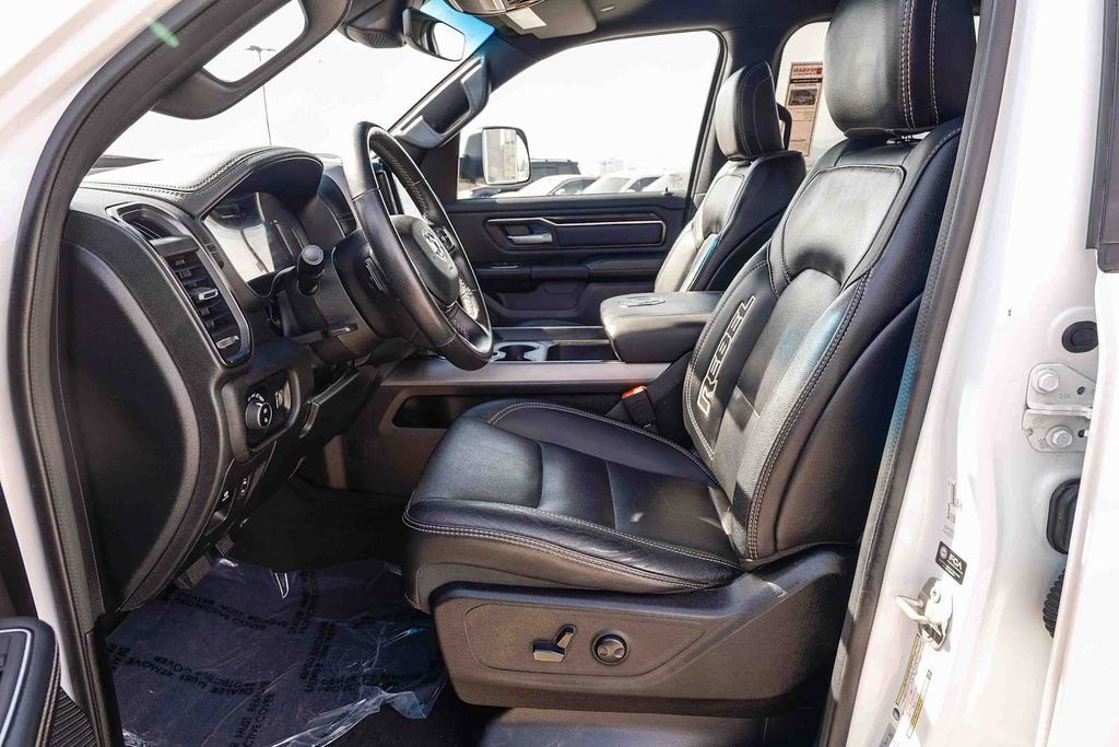 Thumbnail: 2024 RAM 1500 - 10
