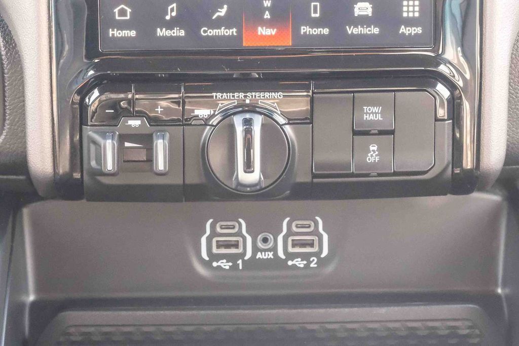 Thumbnail: 2024 RAM 1500 - 23