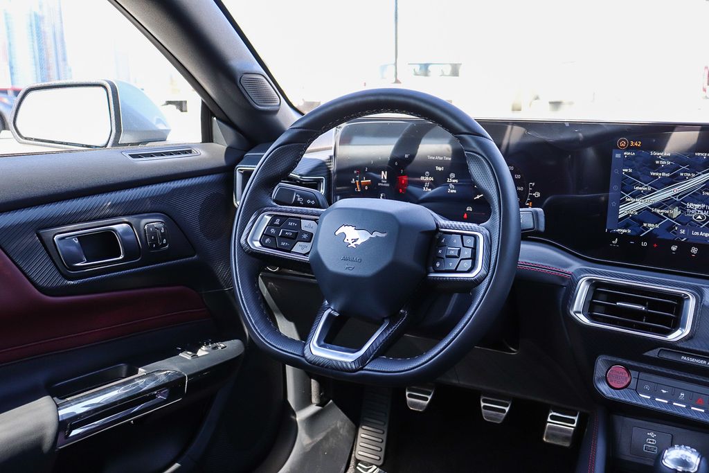Thumbnail: 2026 Ford Mustang - 9