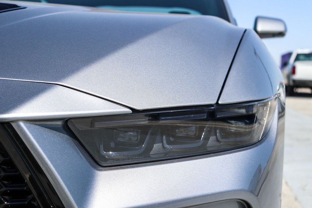 Thumbnail: 2026 Ford Mustang - 20