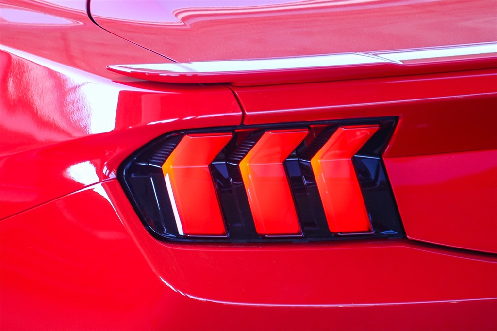 Thumbnail: 2025 Ford Mustang - 20