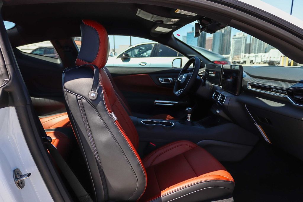Thumbnail: 2026 Ford Mustang - 10