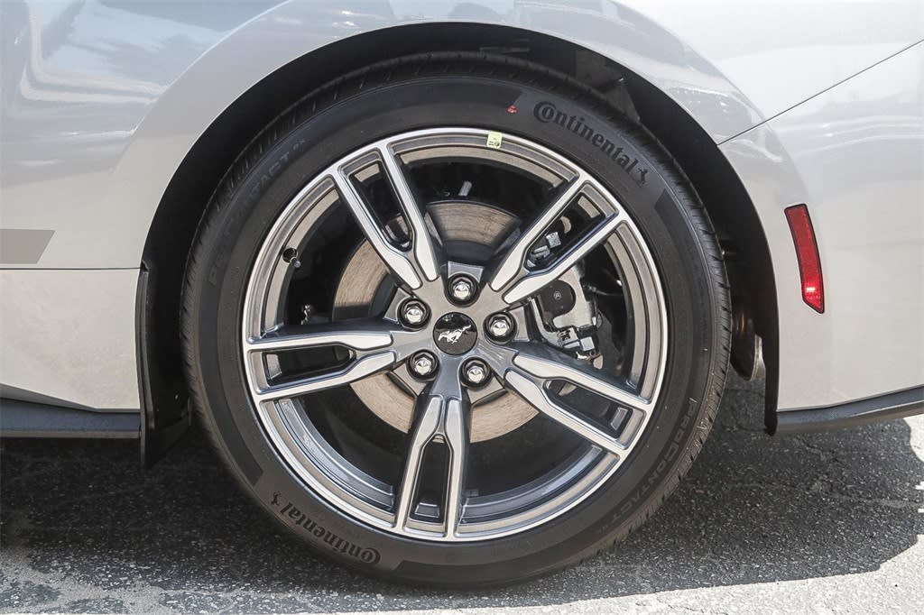 Thumbnail: 2025 Ford Mustang - 6