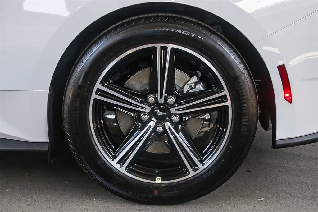 Thumbnail: 2025 Ford Mustang - 6