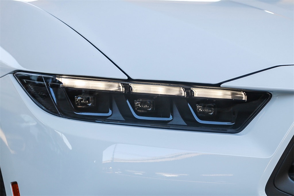 Thumbnail: 2025 Ford Mustang - 17