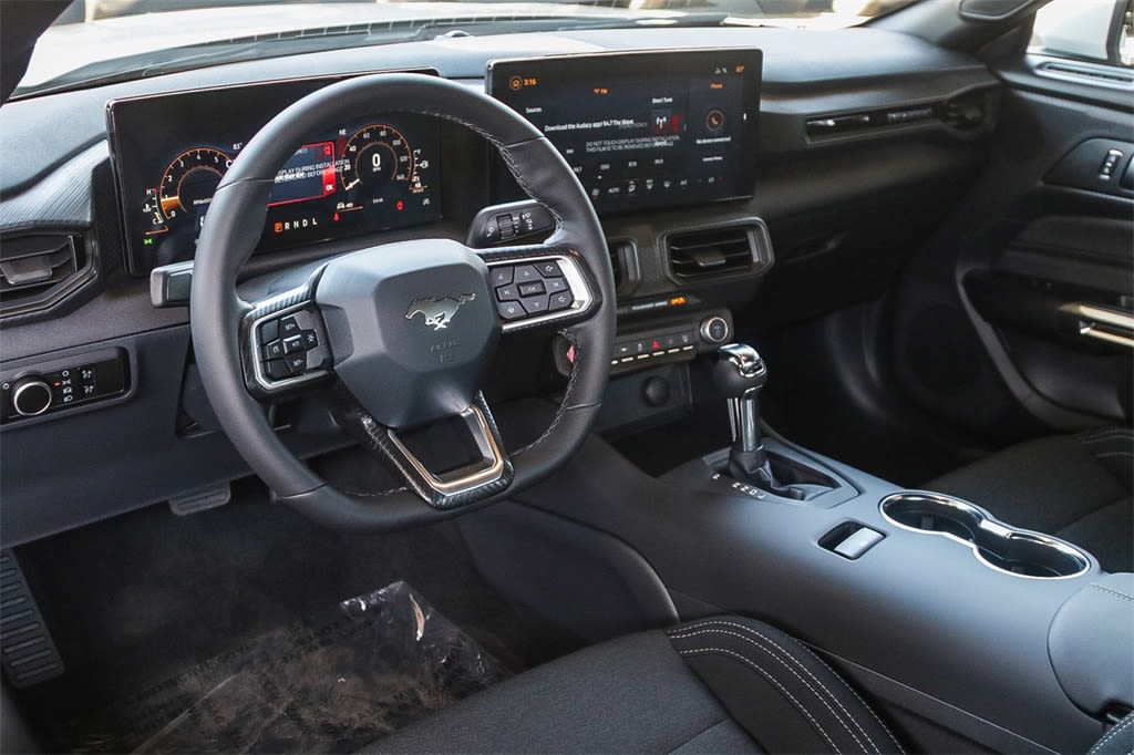 Thumbnail: 2025 Ford Mustang - 2