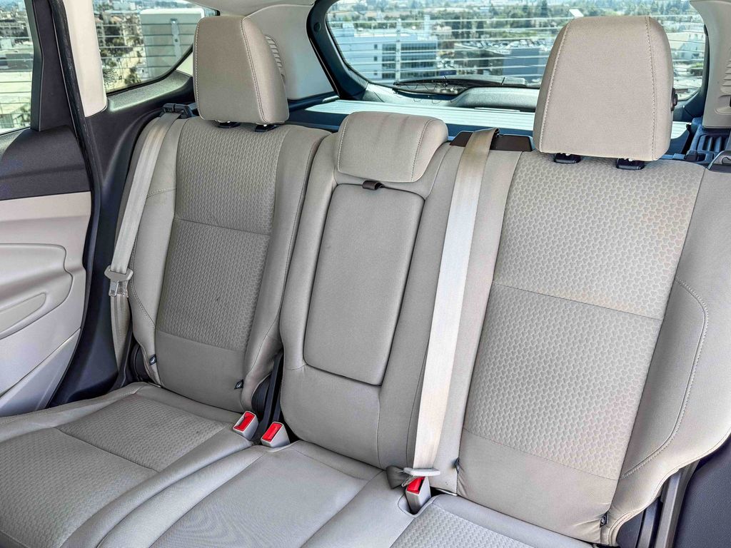 Thumbnail: 2017 Ford C-Max - 12