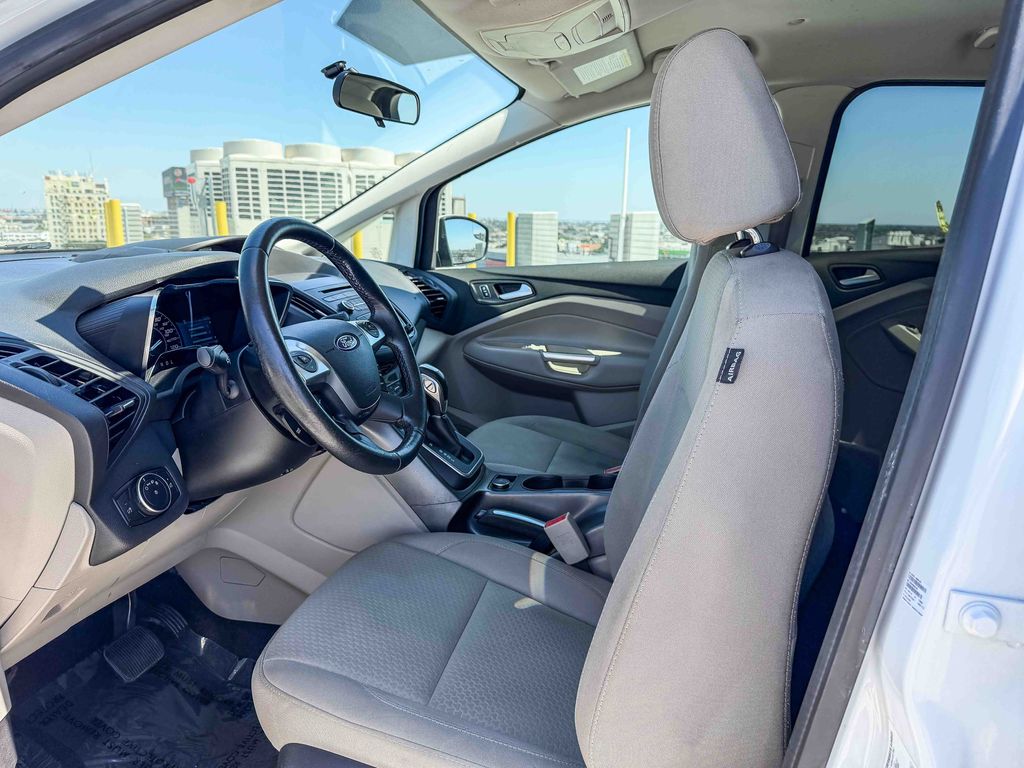 Thumbnail: 2017 Ford C-Max - 11