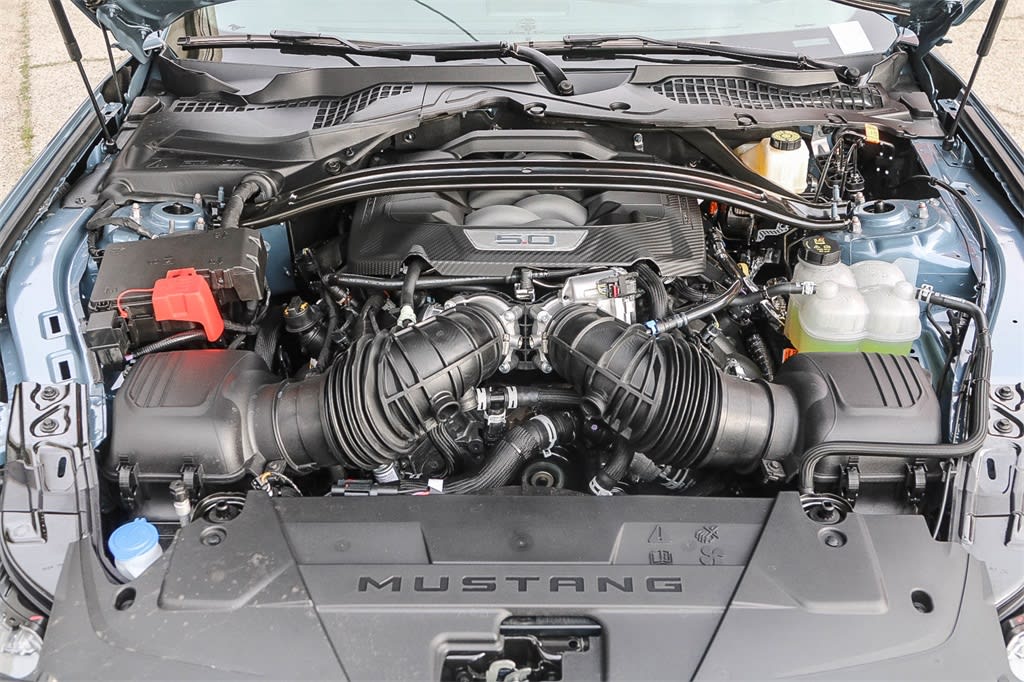 2025 Ford Mustang GT Premium 8