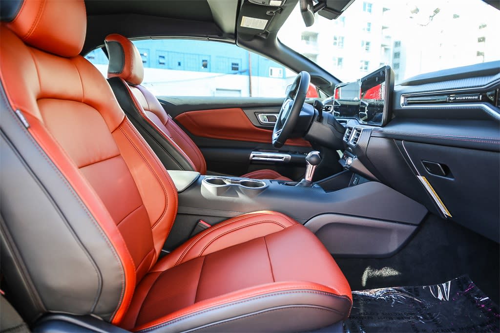 Thumbnail: 2025 Ford Mustang - 7