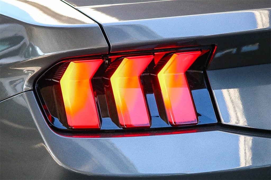 Thumbnail: 2026 Ford Mustang - 21