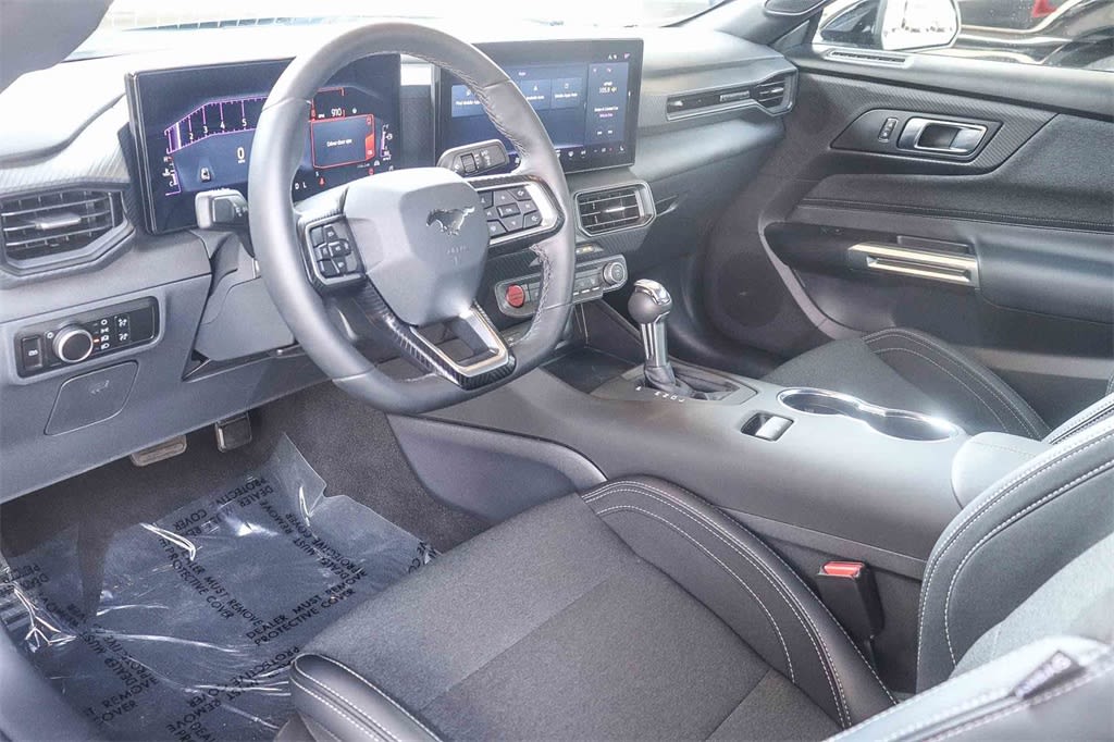 Thumbnail: 2025 Ford Mustang - 2