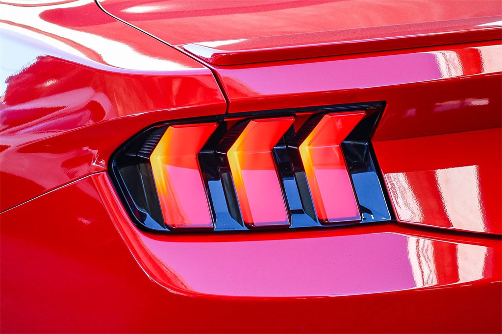 Thumbnail: 2025 Ford Mustang - 21