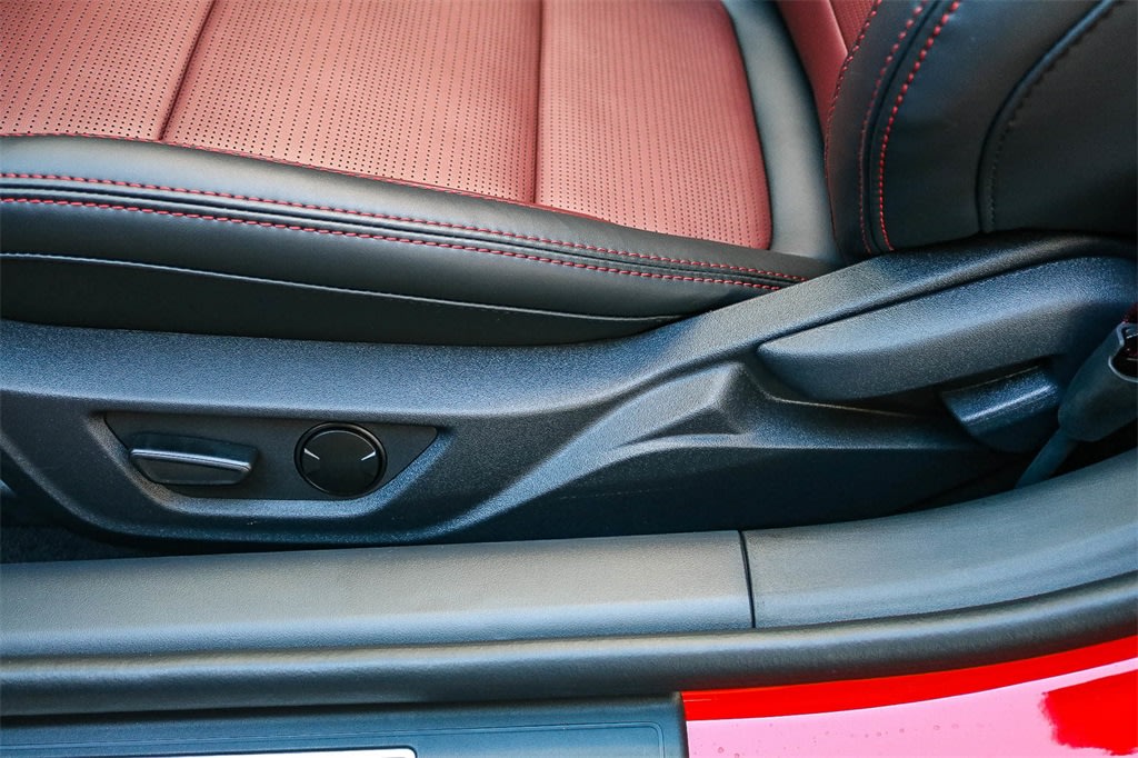 Thumbnail: 2025 Ford Mustang - 29