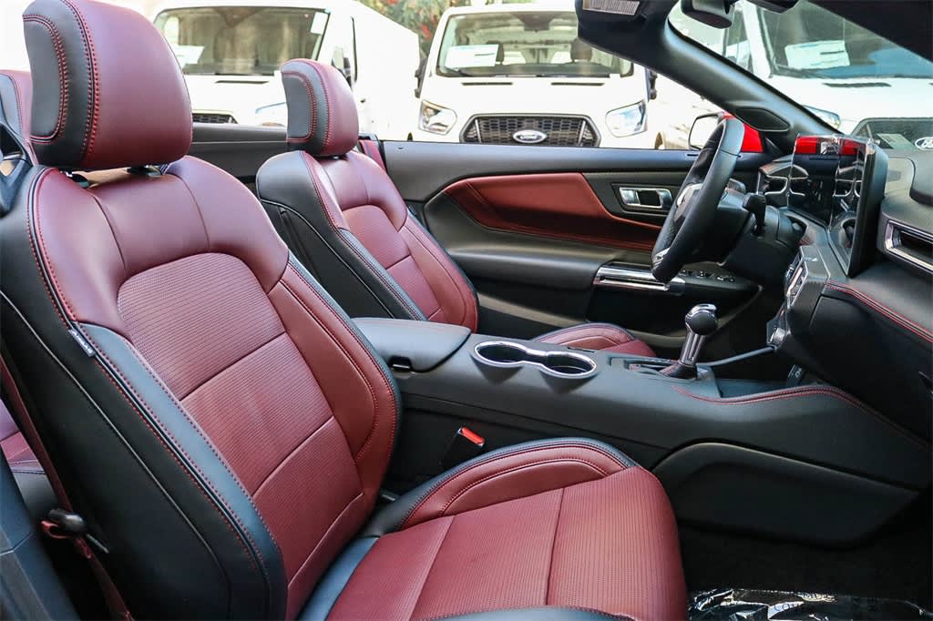 Thumbnail: 2025 Ford Mustang - 7