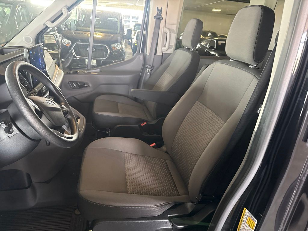 Thumbnail: 2025 Ford Transit Series - 9