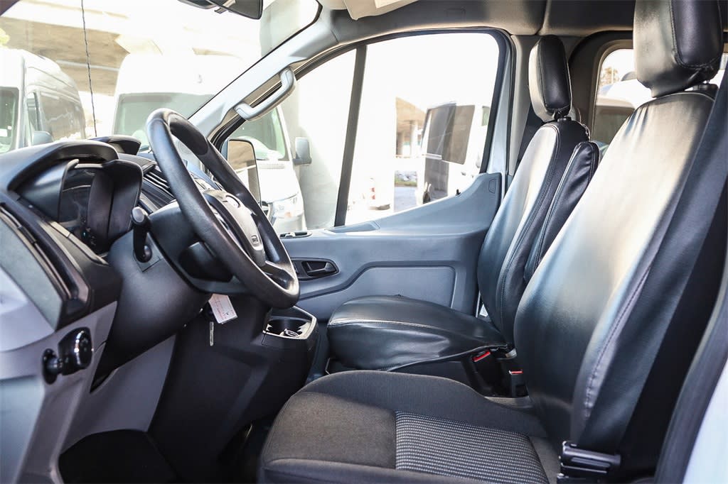2018 Ford Transit Series 350 XLT 11