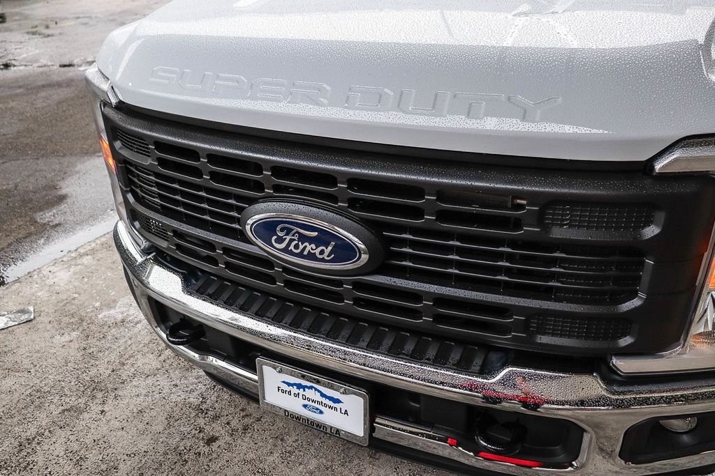 Thumbnail: 2026 Ford F-250 - 5