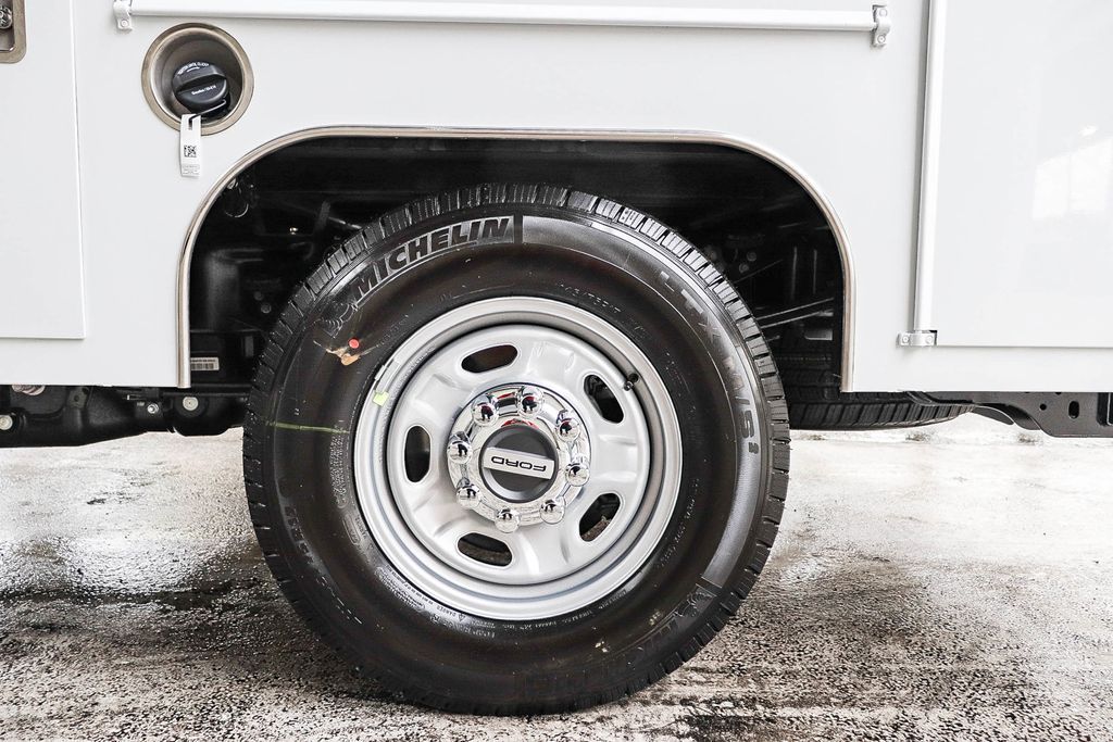 Thumbnail: 2026 Ford F-250 - 6