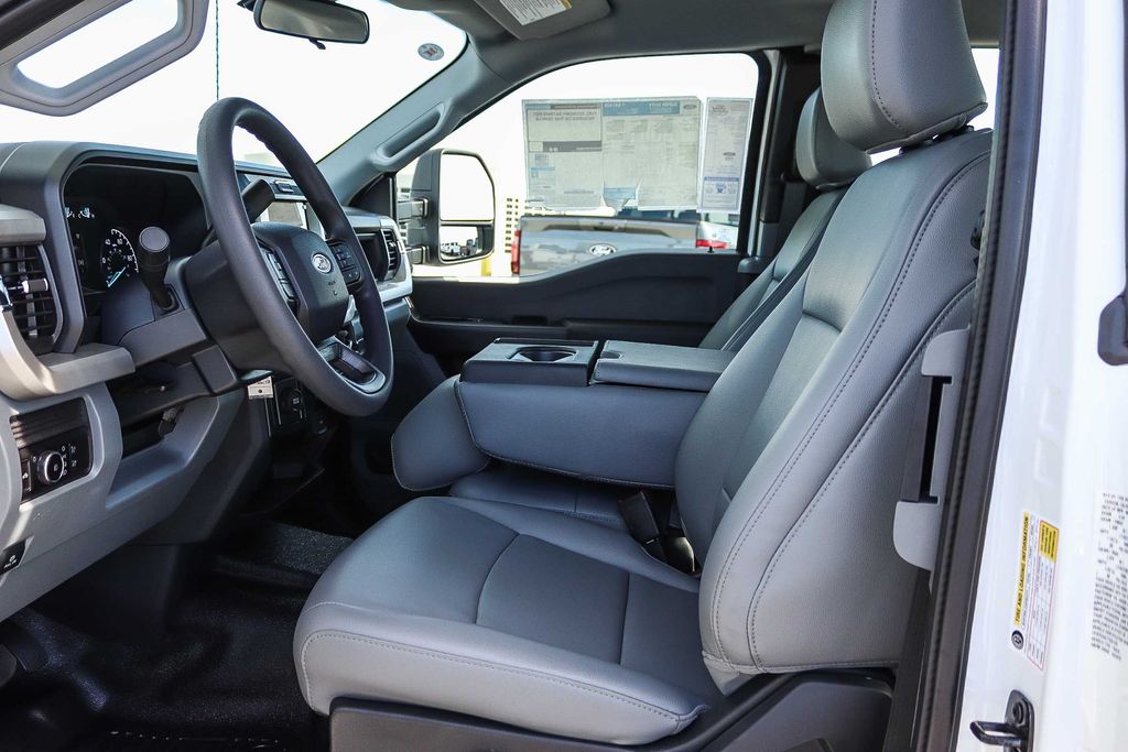 Thumbnail: 2026 Ford F-250 - 11