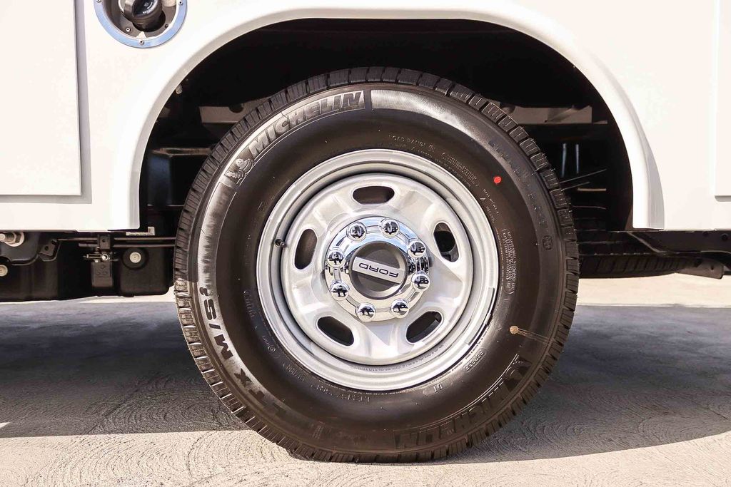 Thumbnail: 2026 Ford F-250 - 7