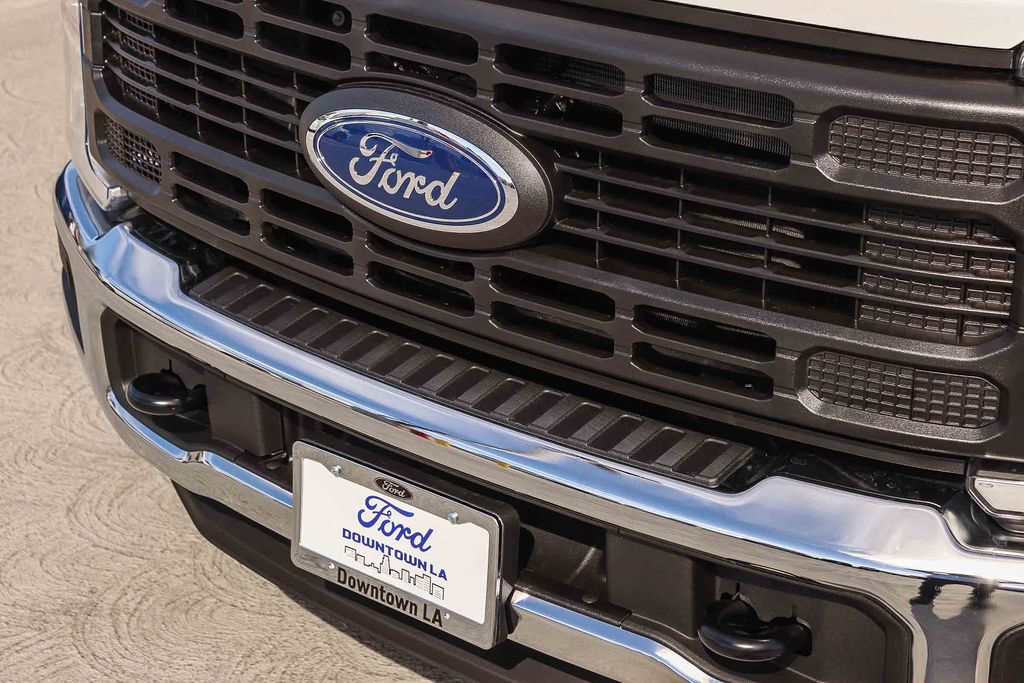 Thumbnail: 2026 Ford F-250 - 6