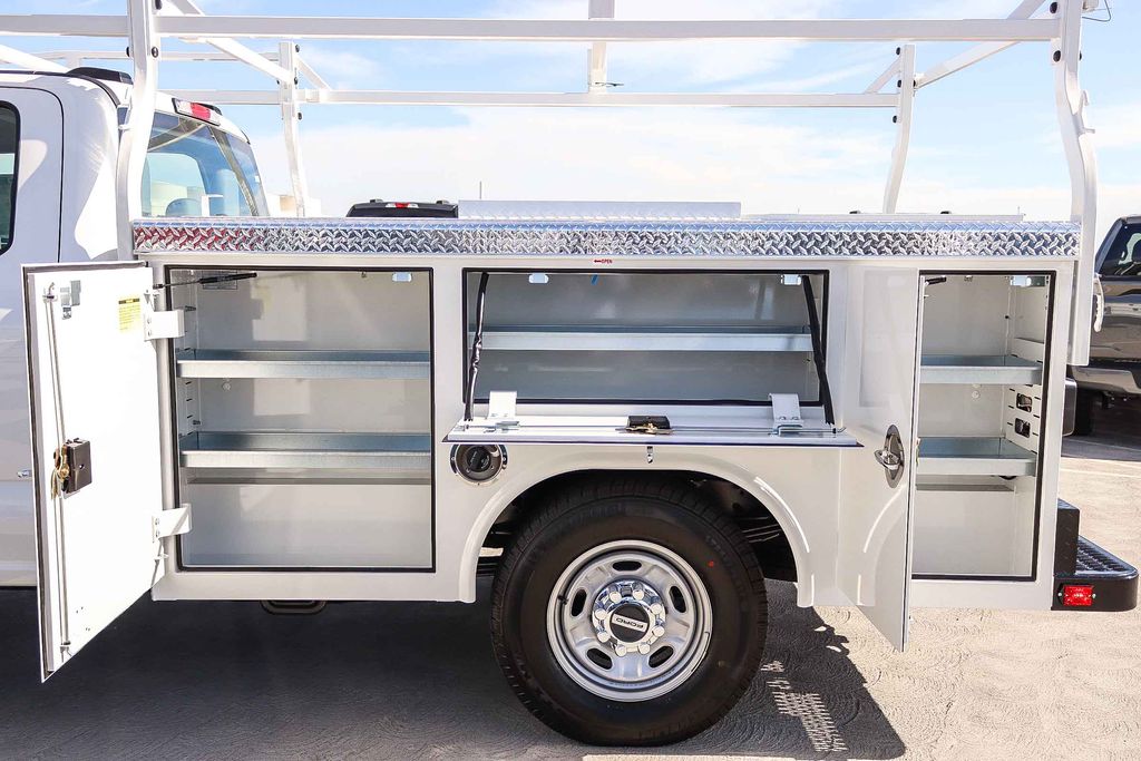 Thumbnail: 2026 Ford F-250 - 13