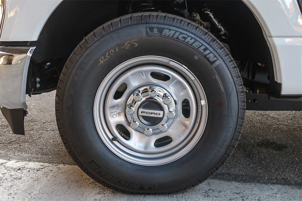 Thumbnail: 2025 Ford F-250 - 24