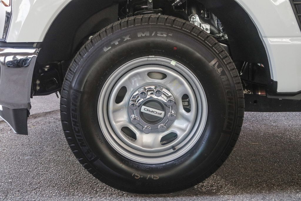 Thumbnail: 2026 Ford F-250 - 22