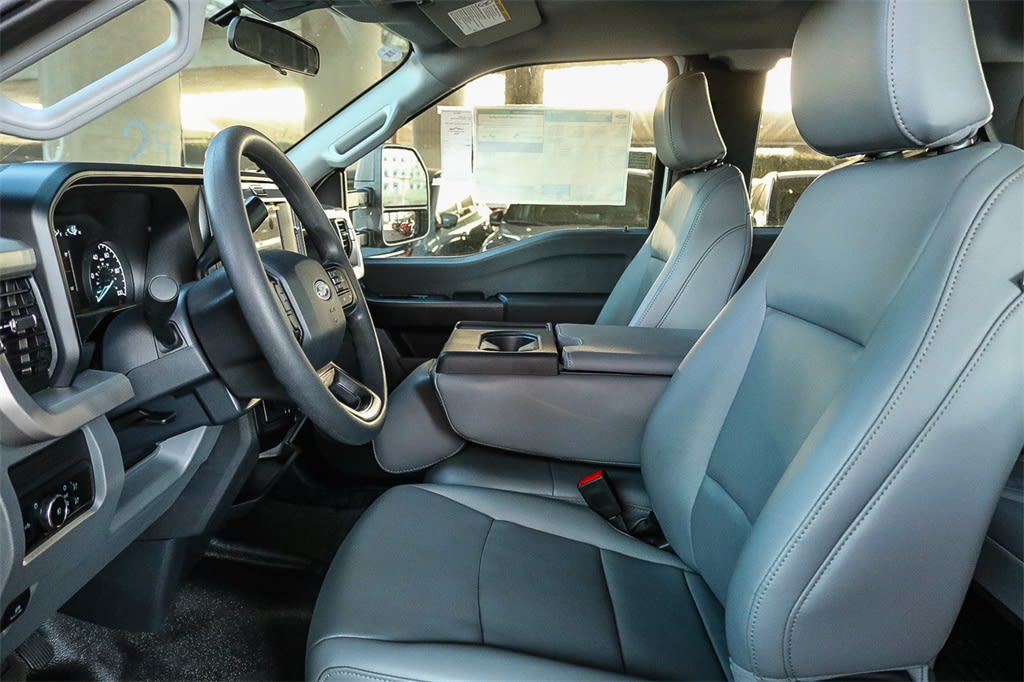 Thumbnail: 2026 Ford F-250 - 10