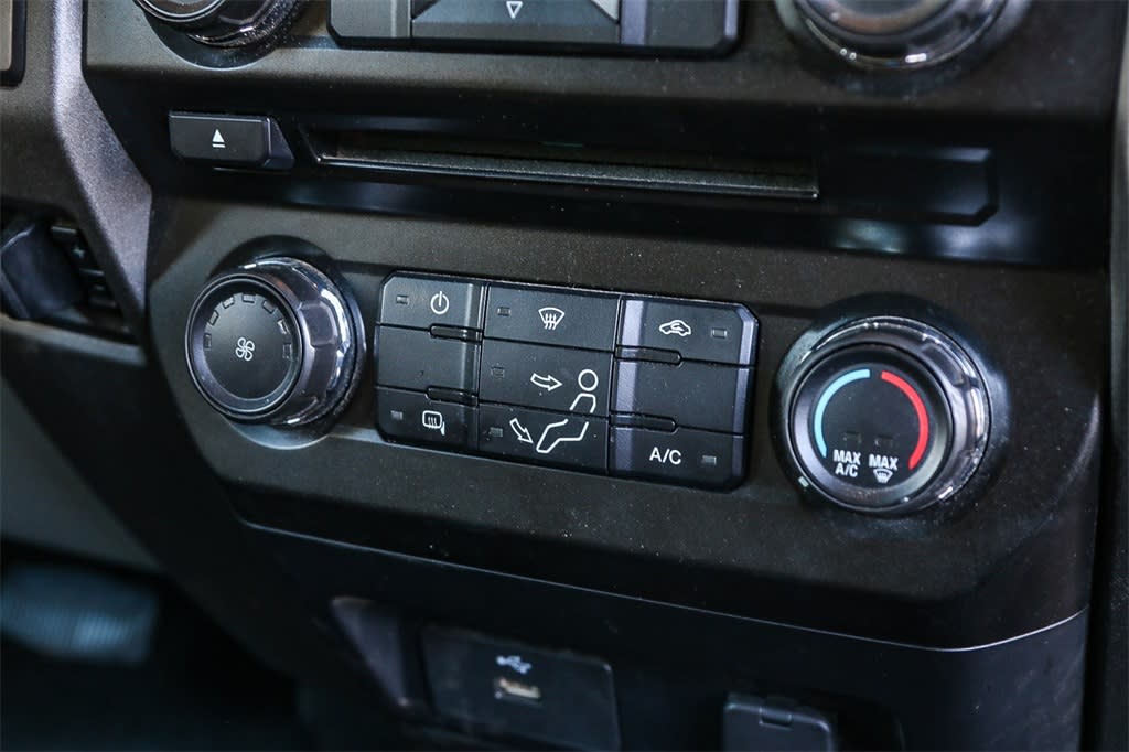 2018 Ford F-350 XL 23