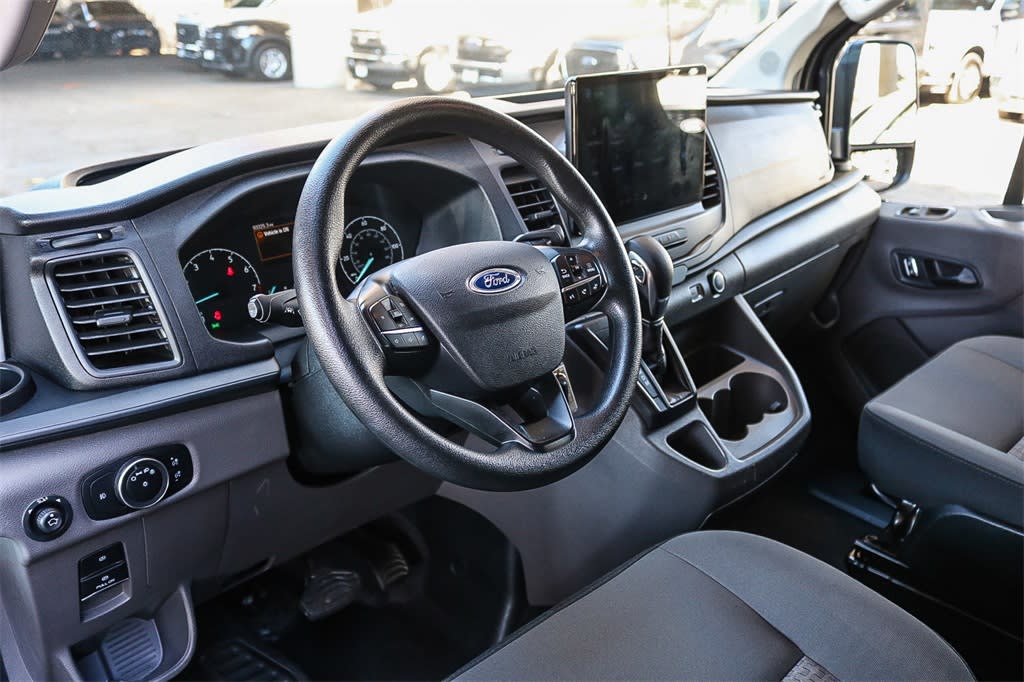 Thumbnail: 2022 Ford Transit Series - 2