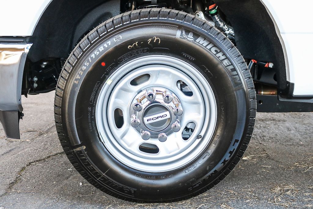 Thumbnail: 2026 Ford F-250 - 21