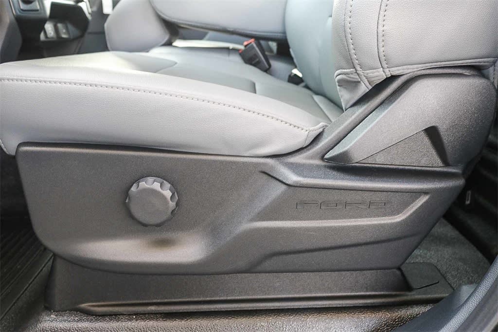 Thumbnail: 2026 Ford F-250 - 29