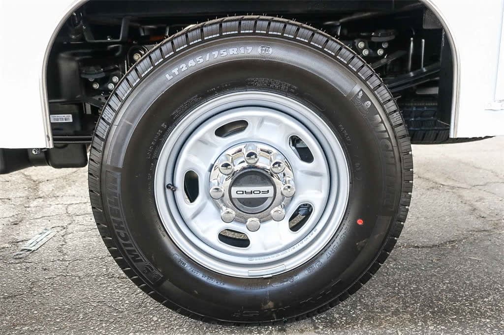 Thumbnail: 2026 Ford F-250 - 8