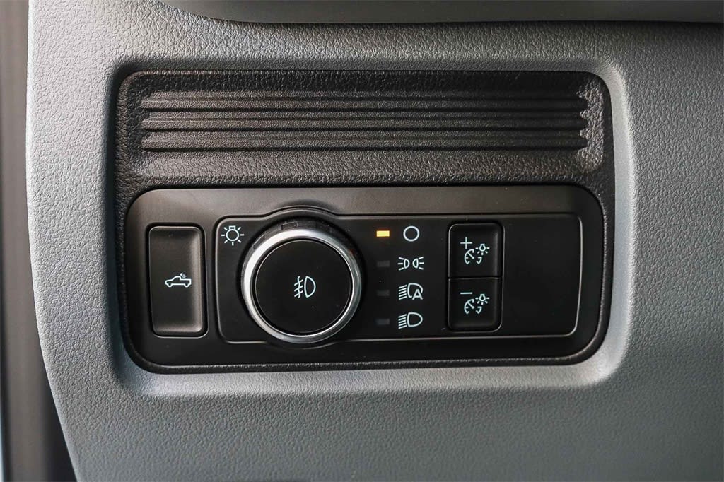 Thumbnail: 2026 Ford F-250 - 31