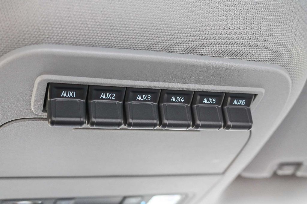 Thumbnail: 2026 Ford F-250 - 33