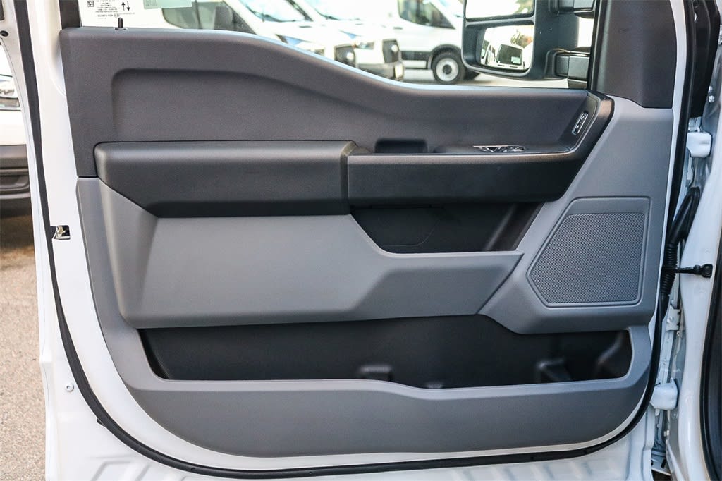 Thumbnail: 2026 Ford F-250 - 31