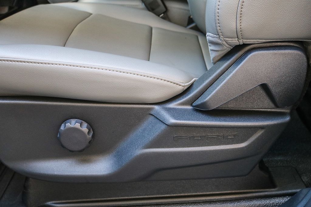 Thumbnail: 2026 Ford F-250 - 30