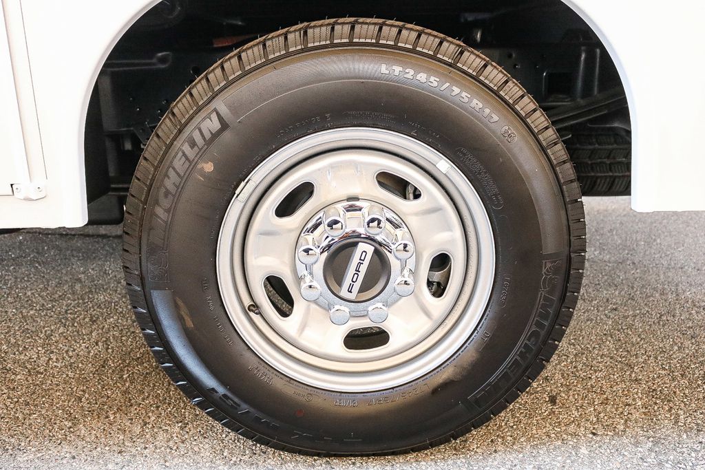 Thumbnail: 2026 Ford F-250 - 6