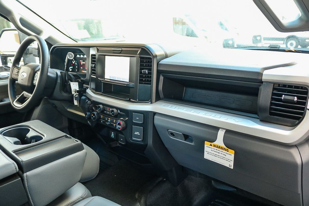 Thumbnail: 2026 Ford F-250 - 8