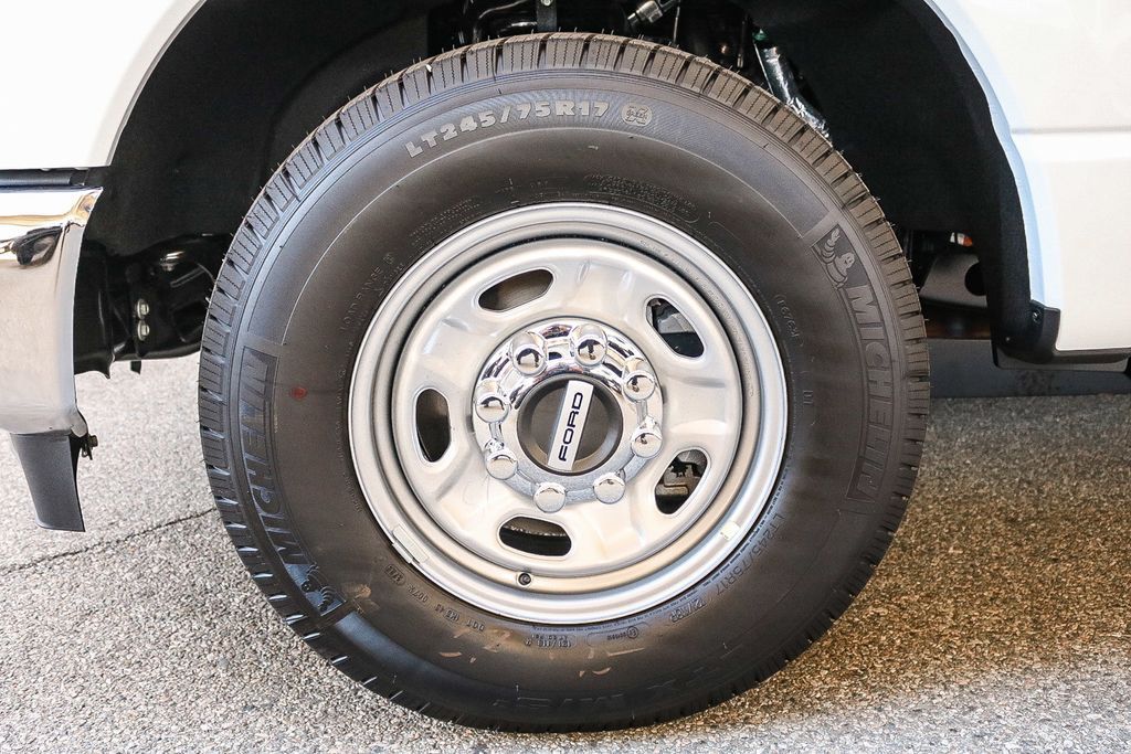 Thumbnail: 2026 Ford F-250 - 25