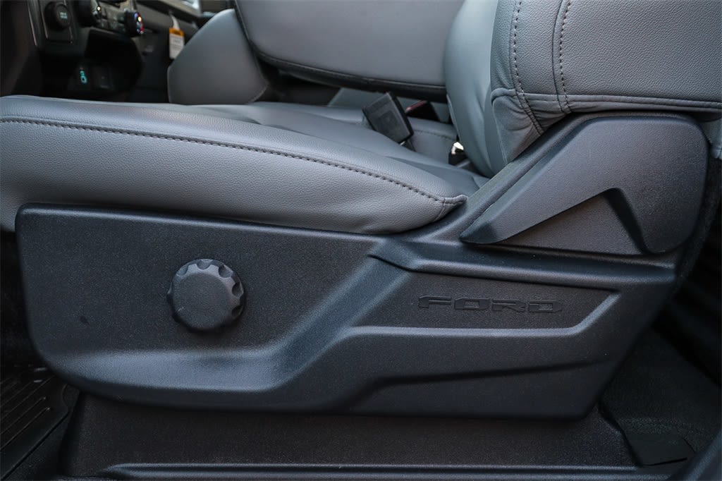 Thumbnail: 2026 Ford F-250 - 24