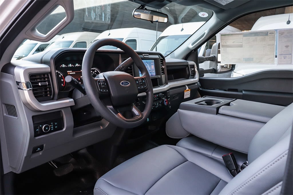 Thumbnail: 2026 Ford F-250 - 9