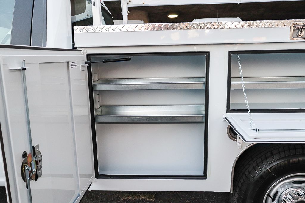 Thumbnail: 2026 Ford F-250 - 30