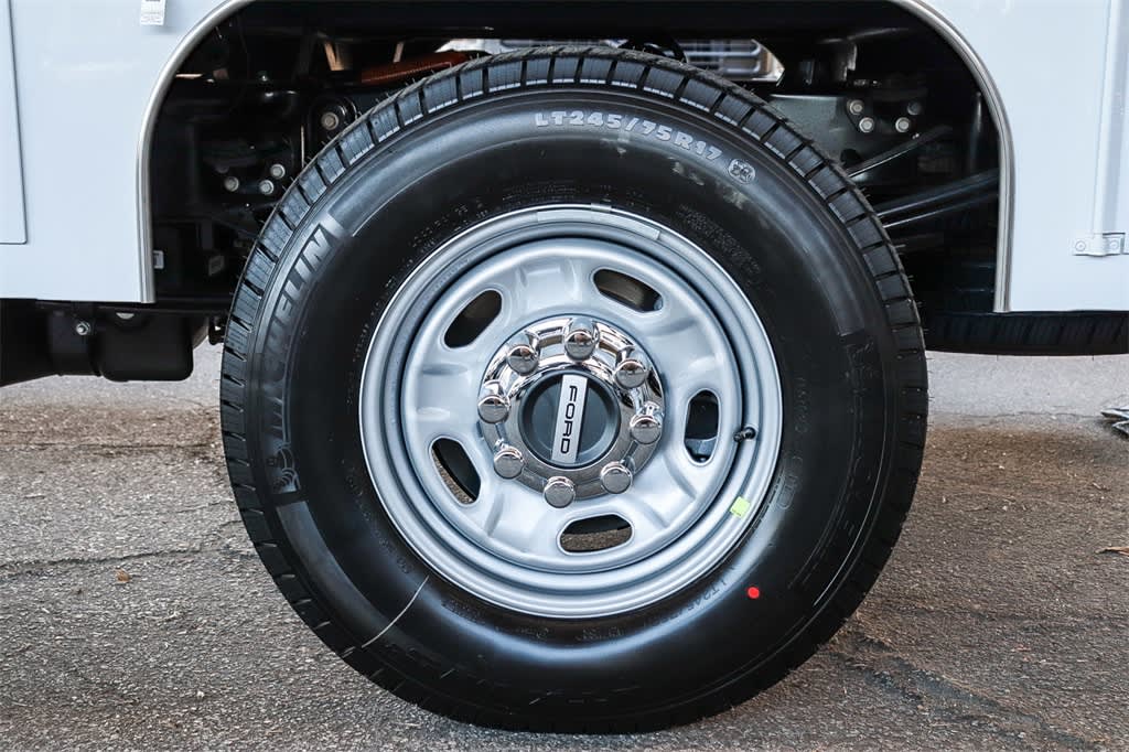 Thumbnail: 2026 Ford F-250 - 7