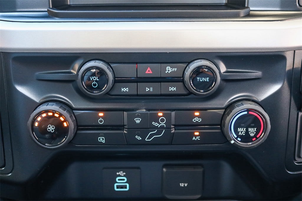 Thumbnail: 2026 Ford F-250 - 24