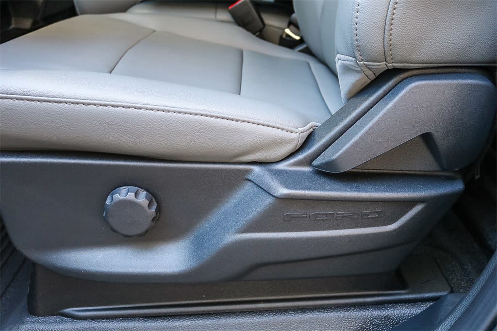 Thumbnail: 2026 Ford F-250 - 29