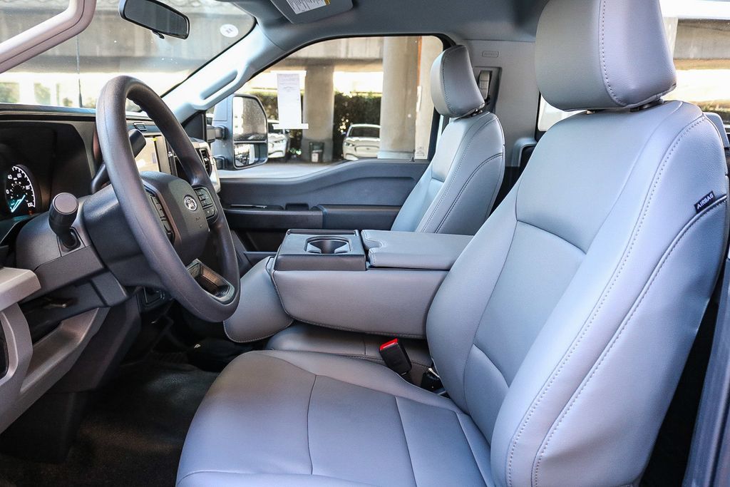 Thumbnail: 2026 Ford F-250 - 26